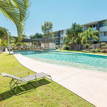 Ramada Encore By Wyndham Whale Cove Hervey Bay Exterior foto